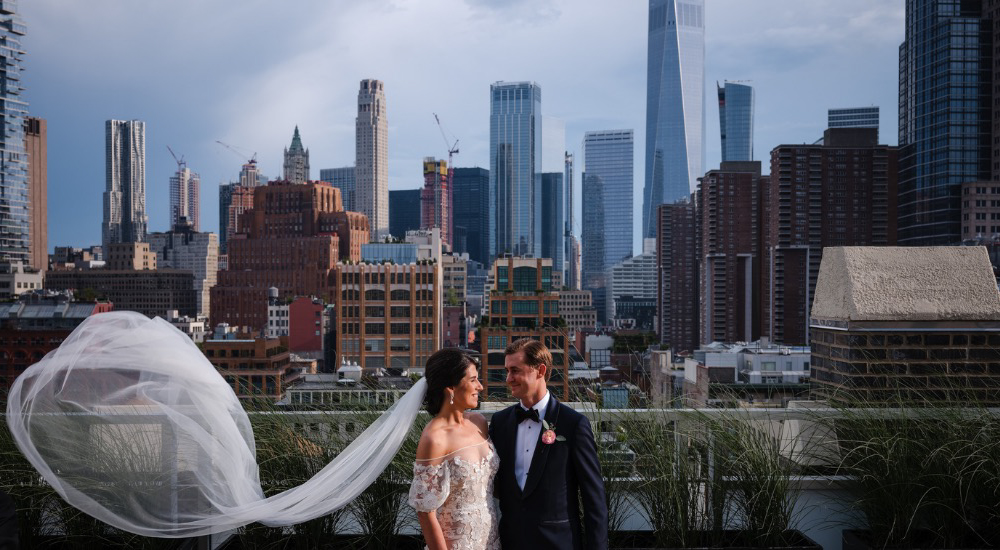 A rooftop wedding in NYC