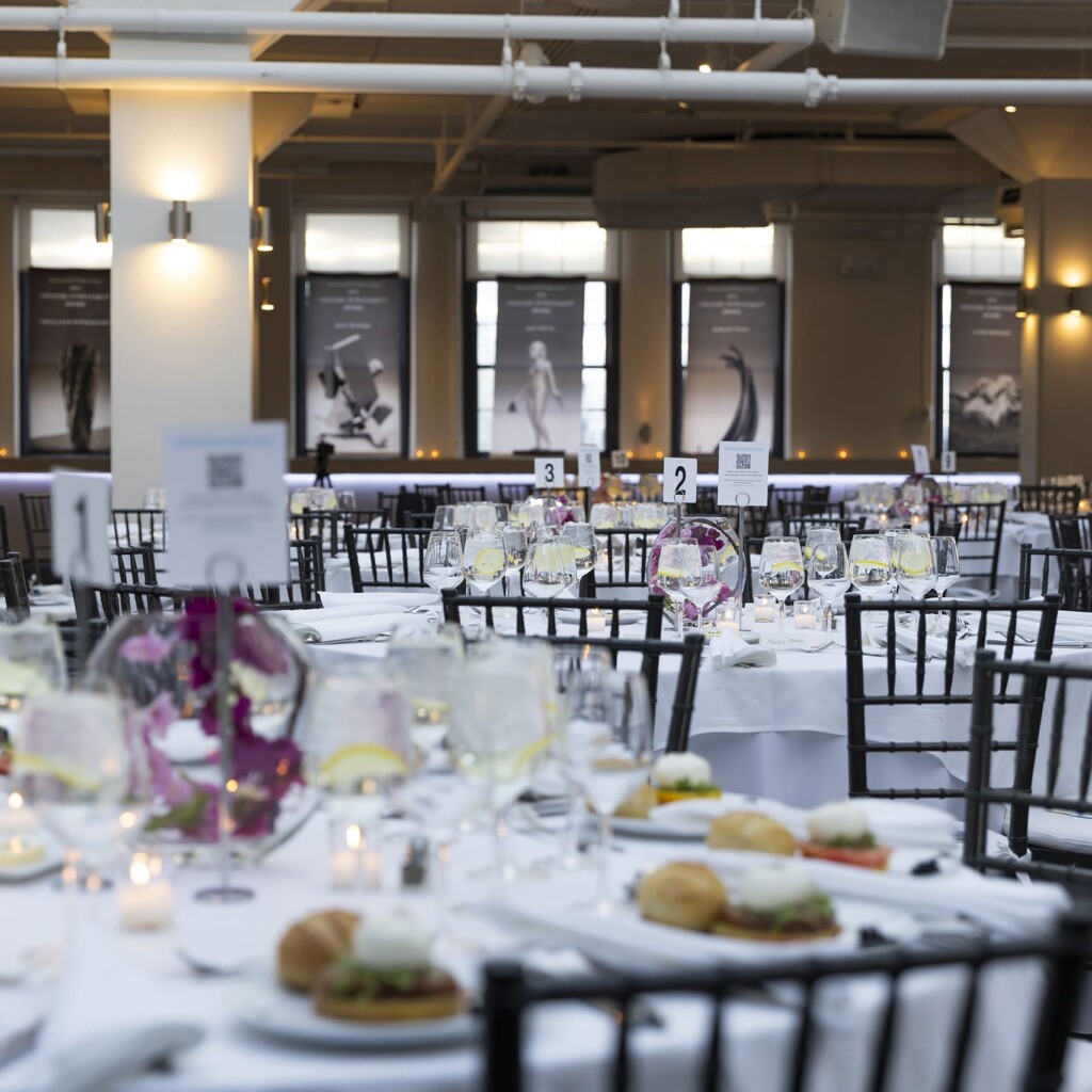 image of table arrangement